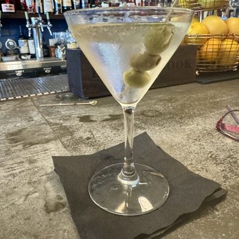Duke's Spirited Cocktails - Vodka martini slightly dirty - Cocktail Bars Near Me - Healdsburg, California Duke's Spirited Cocktails - Vodka martini slightly dirty - Cocktail Bars Near Me - Healdsburg, California
