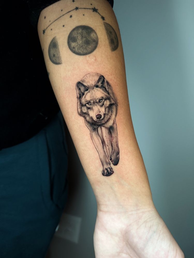 La Última Flor Tattoo Logo