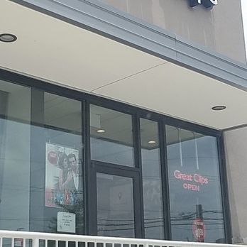 Great Clips - Outside - Hair Salons Near Me - Dallas, Texas Great Clips - Outside - Hair Salons Near Me - Dallas, Texas