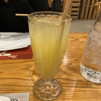 Max's Restaurant - Glendale - Calamansi Juice - Filipino Near Me - Glendale, California