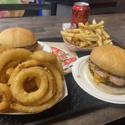 The Gorilla Up North Combo