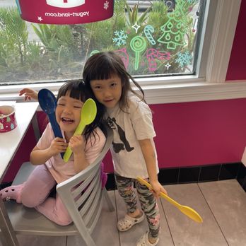 Yogurtland - Ice Cream & Frozen Yogurt Near Me - Pasadena, California Yogurtland - Ice Cream & Frozen Yogurt Near Me - Pasadena, California