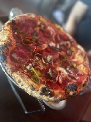 Pizza Bruno by null
