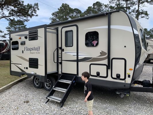 BERRYLAND CAMPERS - Updated July 2025 - 65 Photos & 71 Reviews - 42775 ...