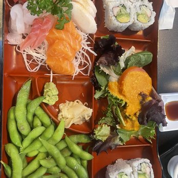 Nizi Sushi - Sashimi Box - Japanese Near Me - East Rutherford, New Jersey