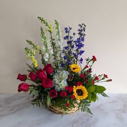 Owens Flower Shop - Sympathy arrangement