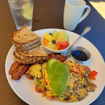 Beach Plum Kitchen - Omelet with Fresh Fruit and Multigrain! - New American Near Me - Carlsbad, California