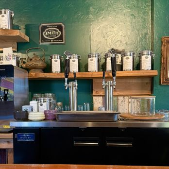 Cups And Memories - Large variety of hot and cold teas. - Coffee & Tea Near Me - Hood River, Oregon