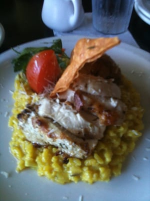 Cafe Pesto Hilo Bay by null