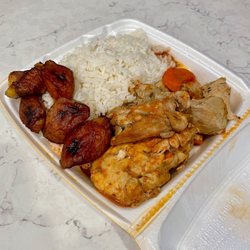 Lelo's BBQ Puerto Rican Cuisine - Chicken Stew