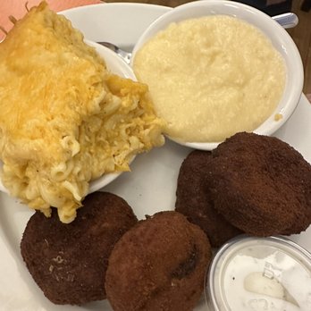Amy Ruth's - Salmon Croquettes with Mac and Cheese and cheeses Cheesy Grits - Southern Near Me - New York, New York