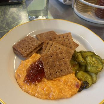 Dove's Luncheonette - Southern Near Me - Chicago, Illinois