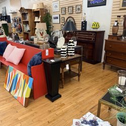 Ditto Family Resale - Household items
