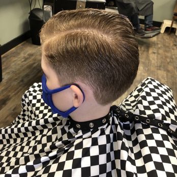1776 men's grooming parlor - Barbers Near Me - Collierville, Tennessee
