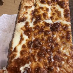 Pirates Pizza - Crossbones (Cheese sticks)
