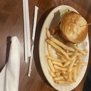 Colonial Restaurant - Burger and Fries - American Near Me - Rustburg, Virginia Colonial Restaurant - Burger and Fries - American Near Me - Rustburg, Virginia