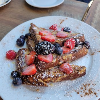 Alison - French toast - Beer Bar Near Me - New York, New York Alison - French toast - Beer Bar Near Me - New York, New York