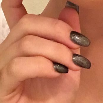 Gelish Nails - grey glitter acrylic nails with no chip gel polish, by lee - Nail Salons Near Me - Gilbert, Arizona