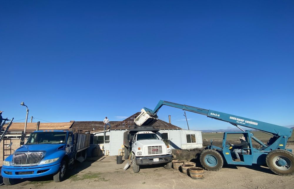 Slide of B&R Roofing & Tear Off