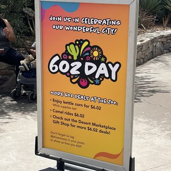 Phoenix Zoo - 602 day sign - Zoos Near Me - Phoenix, Arizona