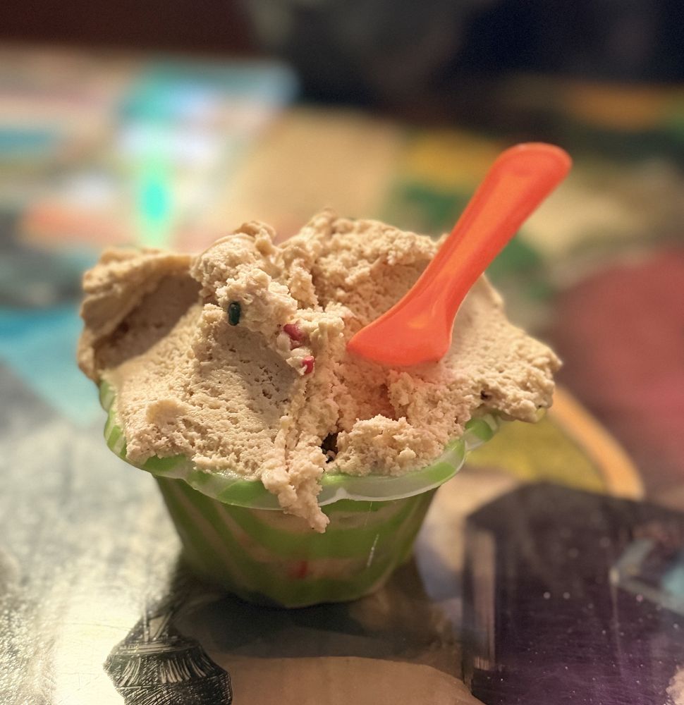 Social spots from Sam & Greg's Pizzeria Gelateria