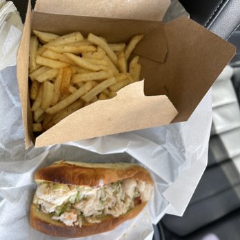Coastal Cravings - Lobster roll was mini and did not have fresh lobster for $26.  It was smaller than the size of the small box of fries. - Seafood Near Me - Duck, North Carolina