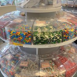 Cinnamon Bear Country Stores