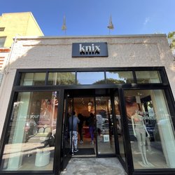 Knix - Storefront