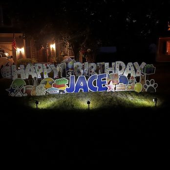 Yard Designs Western Chicago Suburbs - Yard signs night - Party Equipment Rentals Near Me