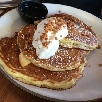 Johnston's Saltbox - apple pancake - New American Near Me - San Carlos, California Johnston's Saltbox - apple pancake - New American Near Me - San Carlos, California