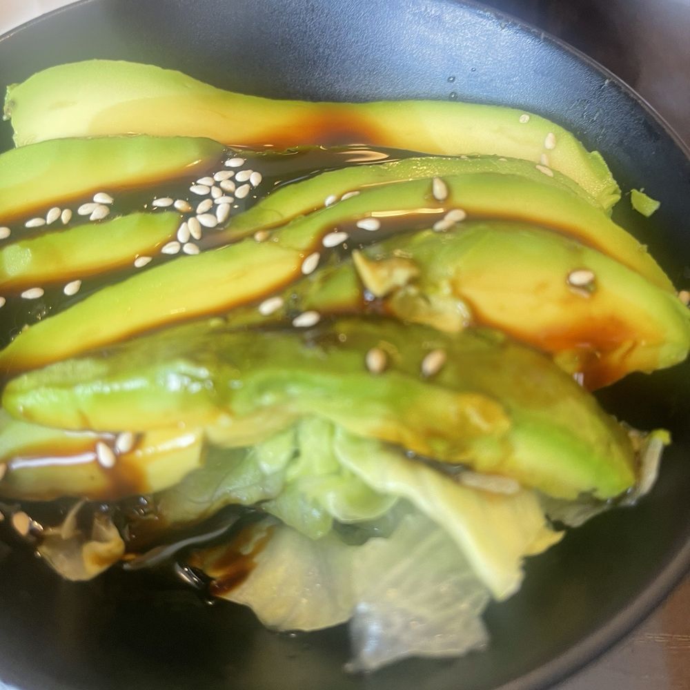 Avocado salad