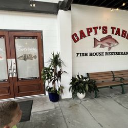 Capt's Table
