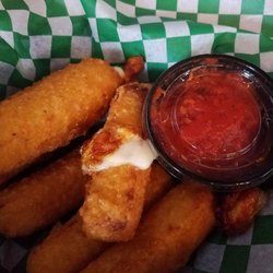 Izzy's - Mozz sticks
