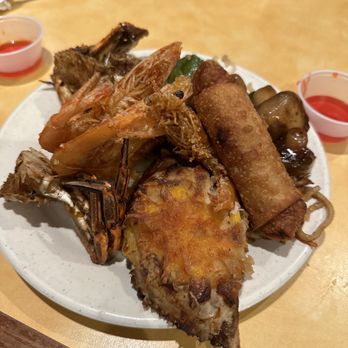 Cafe East 3 - a plate of deep fried seafood - Chinese Near Me - Houston, Texas Cafe East 3 - a plate of deep fried seafood - Chinese Near Me - Houston, Texas