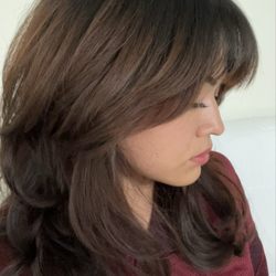 Dleux Hair