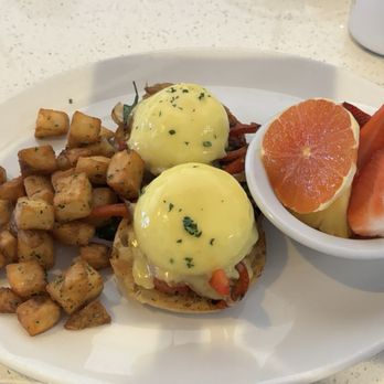 The Hot Grill - Veggie Benedict - Canadian (New) Near Me - St Albert, Alberta The Hot Grill - Veggie Benedict - Canadian (New) Near Me - St Albert, Alberta