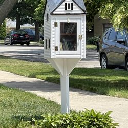 Community Book Box