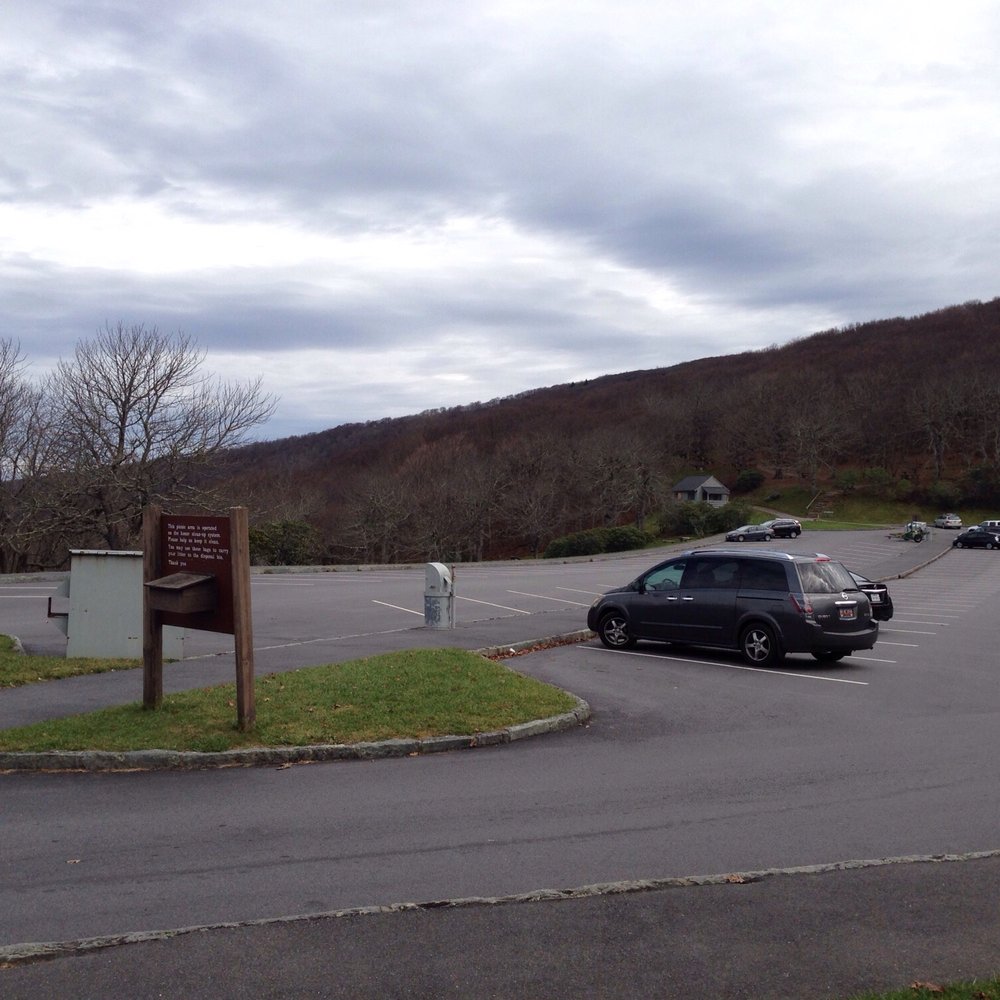 Craggy Gardens - Parking lot - Hiking Near Me - Black Mountain, North Carolina Craggy Gardens - Parking lot - Hiking Near Me - Black Mountain, North Carolina