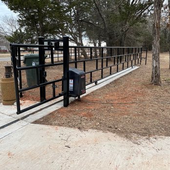 ProScape Outdoor Construction - Fences & Gates Near Me ProScape Outdoor Construction - Fences & Gates Near Me