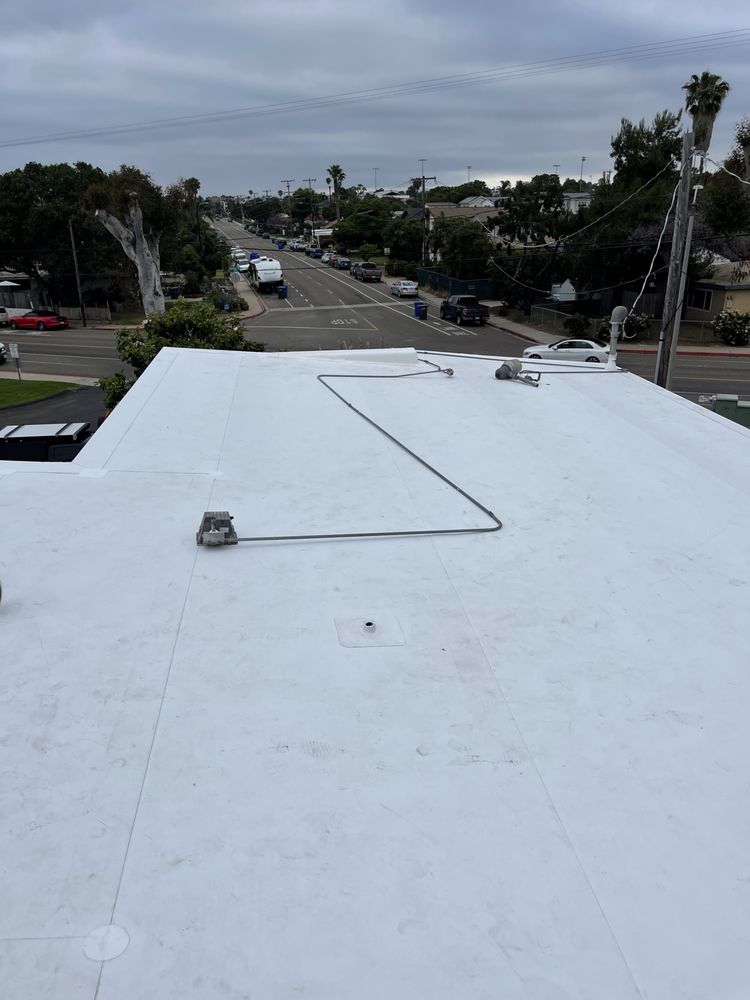 Slide of A&J's Professional Roofing