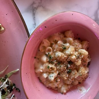 Nigel's Waterfront Restaurant - Truffle Mac n cheese - Bars Near Me - Long Beach, California
