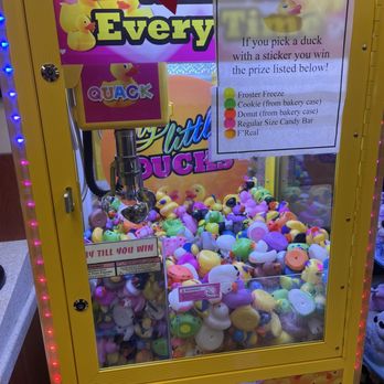 Holiday Stationstore - Claw machine guarenteed winner - Car Wash Near Me - Plymouth, Minnesota Holiday Stationstore - Claw machine guarenteed winner - Car Wash Near Me - Plymouth, Minnesota