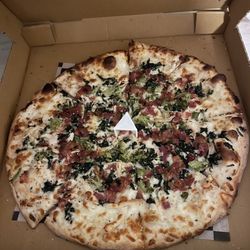 Pizza Napoli & Restaurant - Spinach chicken alfredo pizza with bacon added