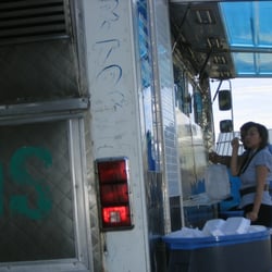 La Perla de Occidente Taco Truck