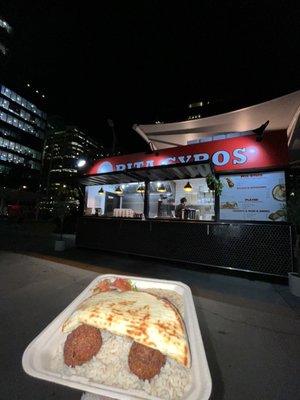 Pita Gyros by null
