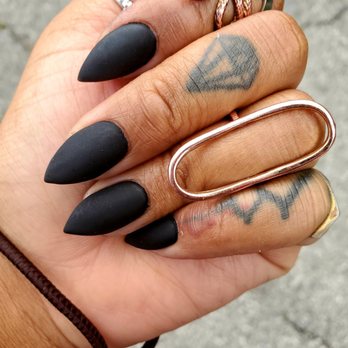 Hot Nails - Nails by Nina - Nail Salons Near Me - New Albany, Indiana