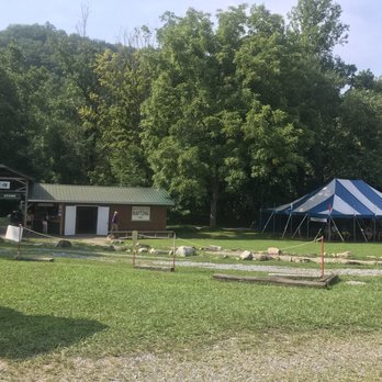 NOC Pigeon Outpost - Check in area. - Outdoor Gear Near Me - Hartford, Tennessee NOC Pigeon Outpost - Check in area. - Outdoor Gear Near Me - Hartford, Tennessee