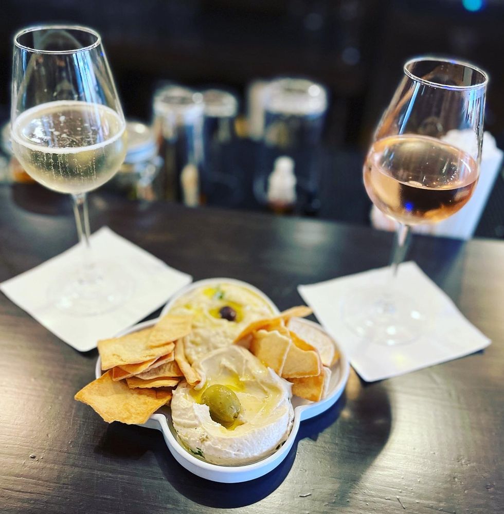 BAR VIN WINE & SPIRITS Updated October 2024 25 Photos 114 E 4th