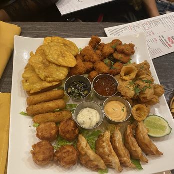 Sushi Mambo - Appetizer sampler - Sushi Bars Near Me - New York, New York Sushi Mambo - Appetizer sampler - Sushi Bars Near Me - New York, New York