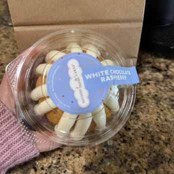 Nothing Bundt Cakes - Bakeries Near Me - Burbank, California